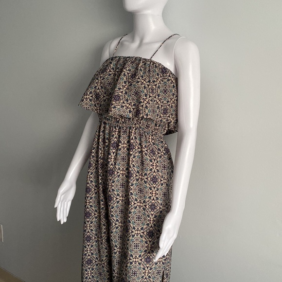 Forever 21 Maxi Dress - Picture 4 of 8